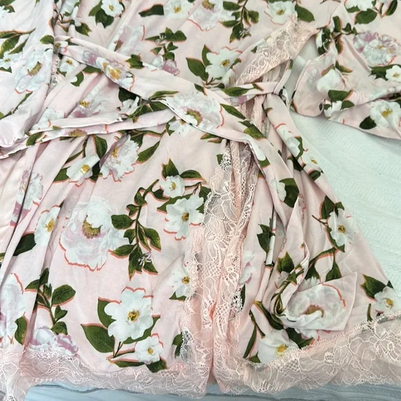 NWT Victoria secret modal floral robe - Picture 3 of 3